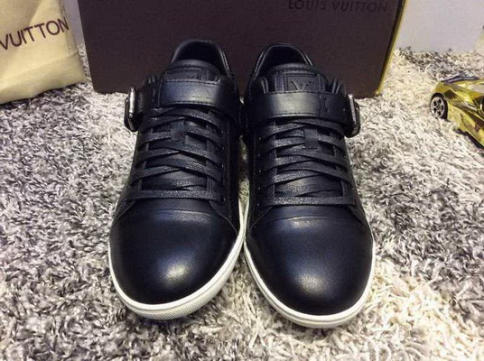 LV Fashion Casual Shoes Men--025